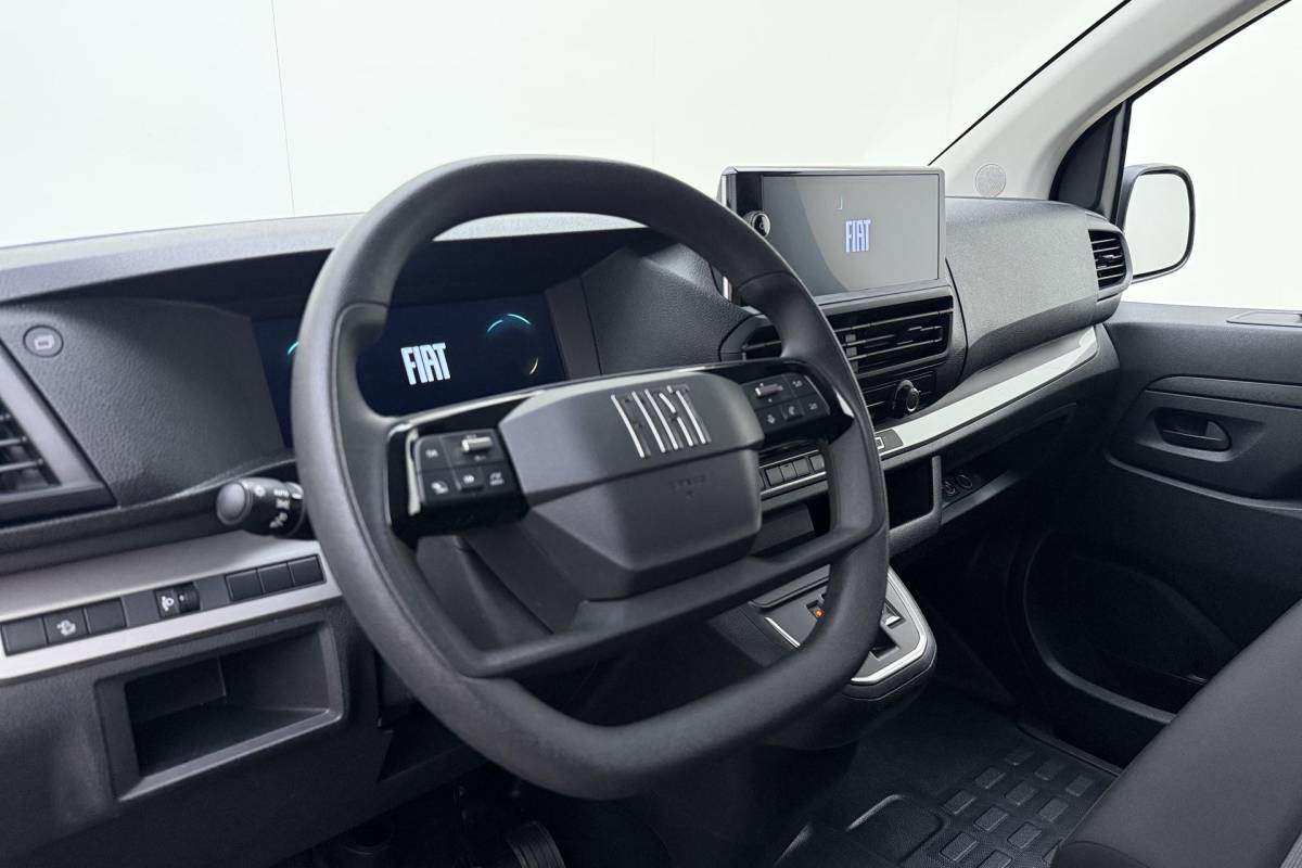 Fiat Scudo Fiat Scudo 2.0 Diesel 180pk Automaat L2 | Navigatie | Achteruitrijcamera | Laadruimte betimmering | 3 Zitplaatsen | Mistlampen voor | Cruise control | Airco
