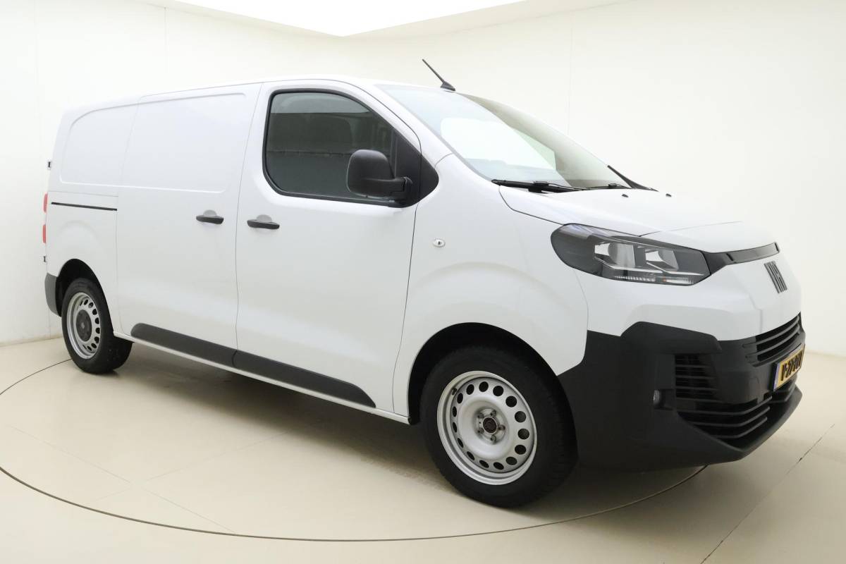 Fiat Scudo Fiat Scudo 2.0 Diesel 180pk Automaat L2 | Navigatie | Achteruitrijcamera | Laadruimte betimmering | 3 Zitplaatsen | Mistlampen voor | Cruise control | Airco