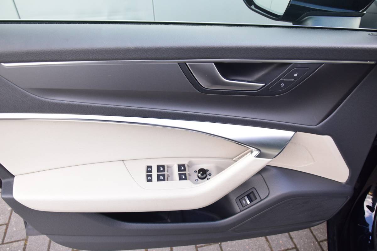Audi A6 Audi A6 Avant 40 TDI Automaat Pano/dak Leer/Verwarmd/Voor/Achter Led Camera