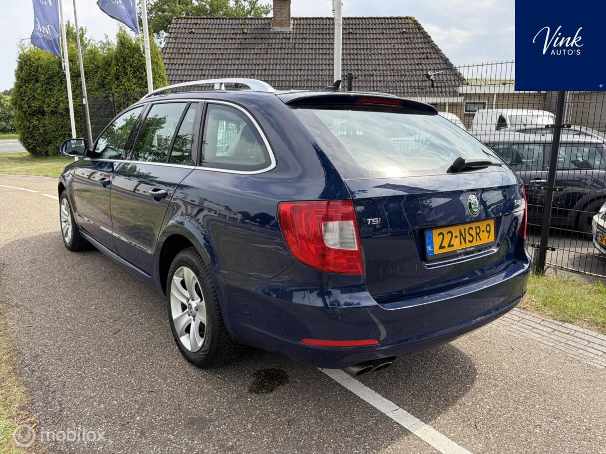 Škoda Superb Skoda Superb Combi 1.8 TSI Comfort Business Line | 160 PK | NAV | Clima | LM Velgen