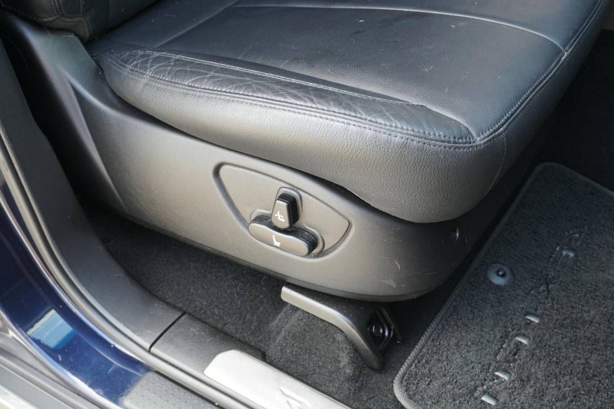 SsangYong Rexton SsangYong Rexton RX 220 e-XDI Sapphire + CAMERA / STOELVERWARMING / LEDER