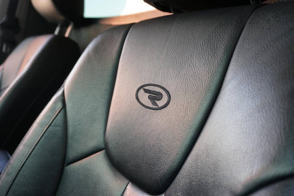 SsangYong Rexton SsangYong Rexton RX 220 e-XDI Sapphire + CAMERA / STOELVERWARMING / LEDER