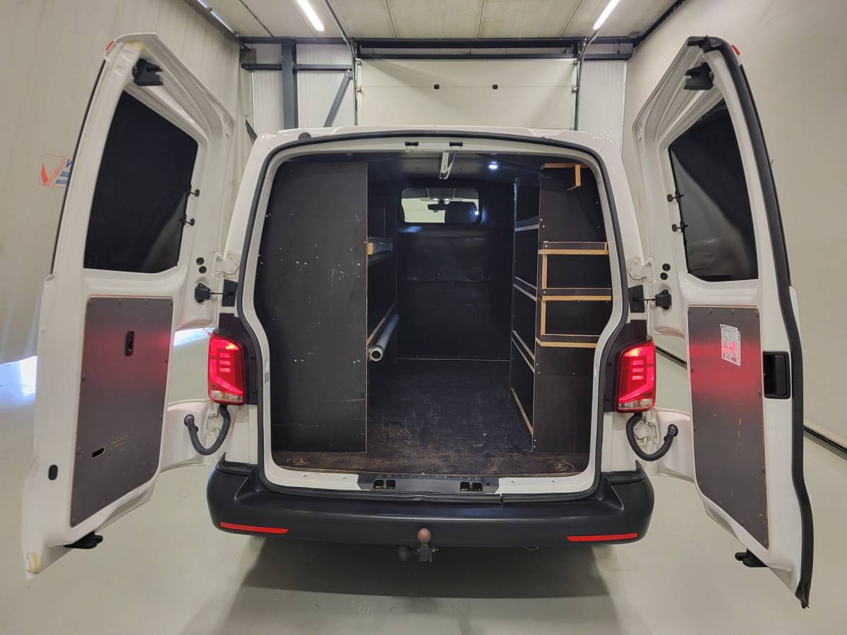 Volkswagen Transporter Volkswagen Transporter 2.0TDI Inrichting Trekhaak Euro 6!