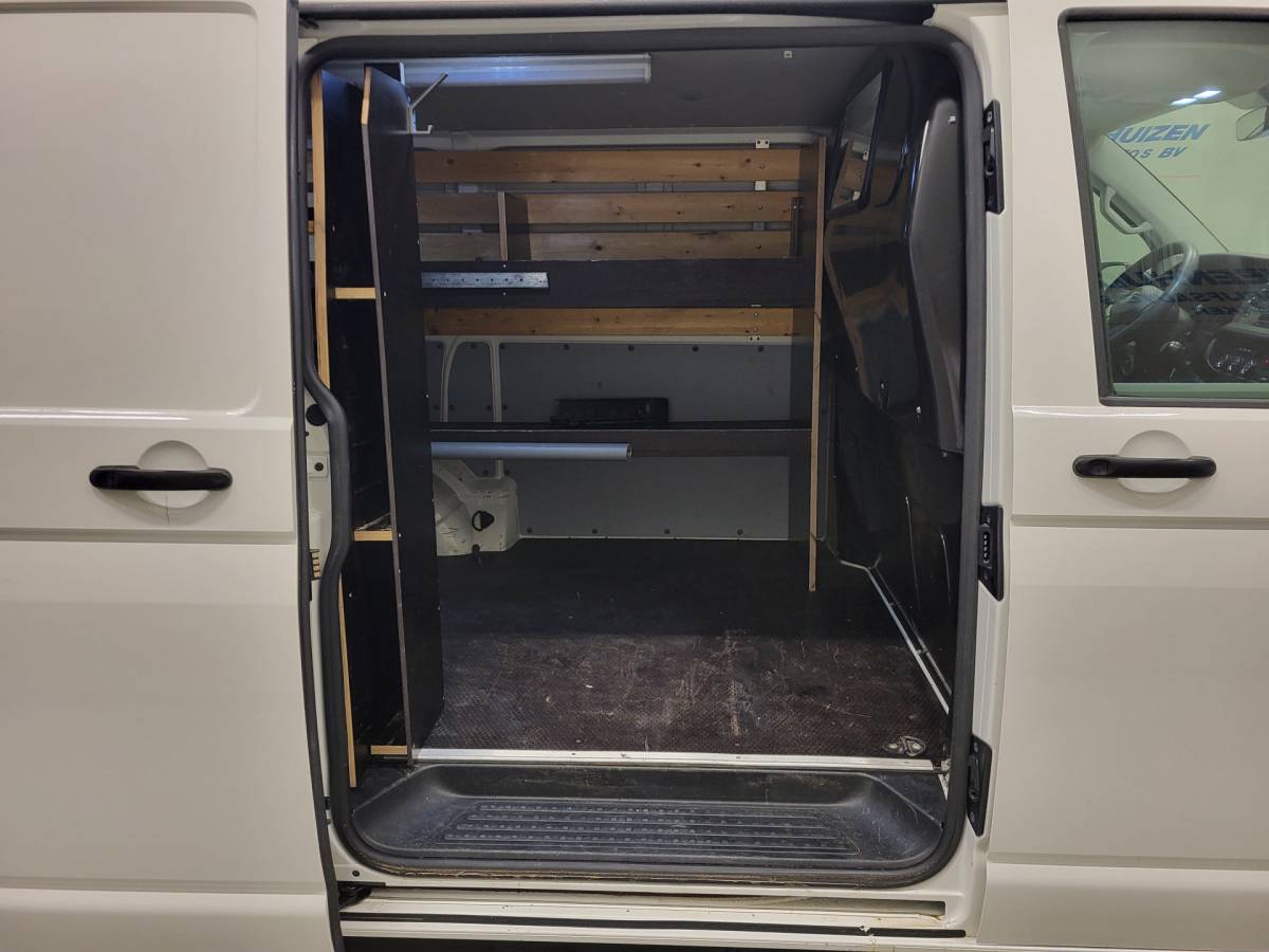 Volkswagen Transporter Volkswagen Transporter 2.0TDI Inrichting Trekhaak Euro 6!