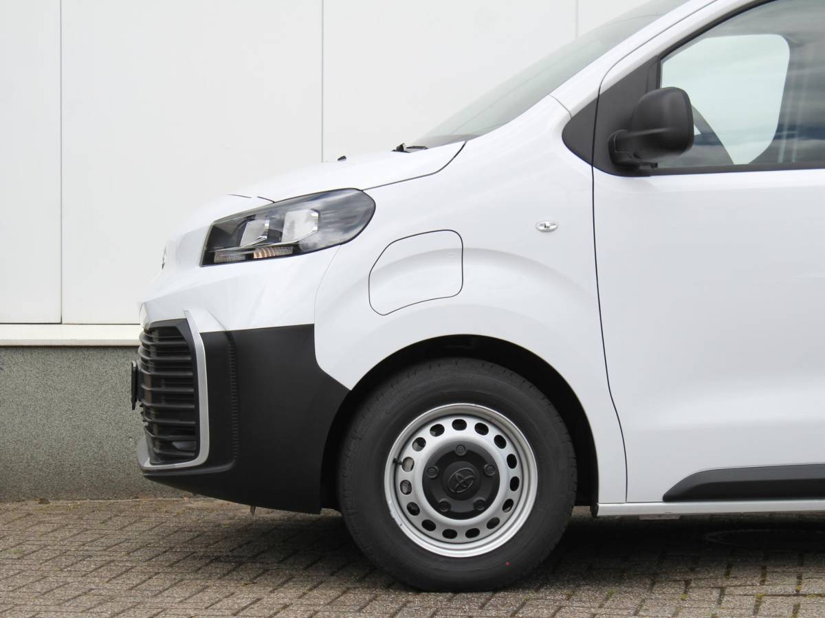 Toyota ProAce Toyota PROACE Electric Long Worker Challenger Extra Range L2 75 kWh | Cruise | Airco | Camera