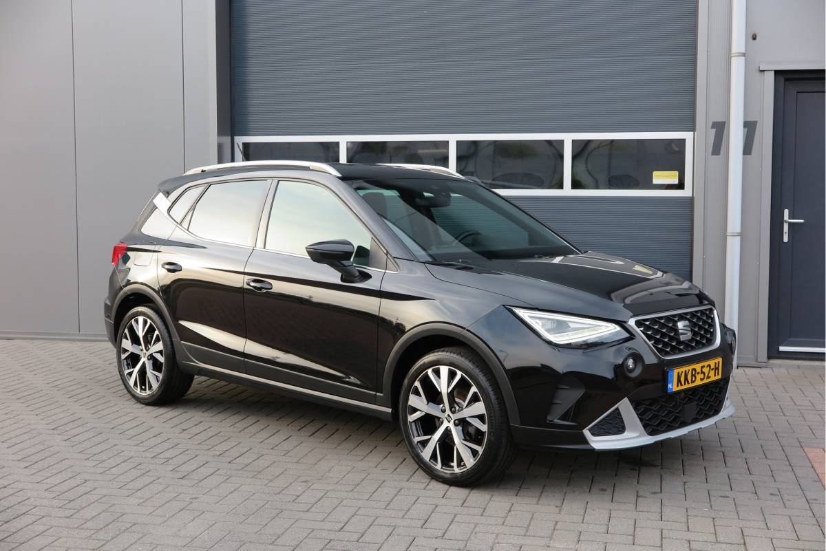 SEAT Arona SEAT Arona 1.0 TSI 70KW 95PK Xperience Connect,Led Matrix , Virtual cockpit, Keyless, Adaptive cruise, PDC, 18″ LMV , Navi,App / smartlink , Bleutooth , DAB+ etc. Dealer onderhouden .