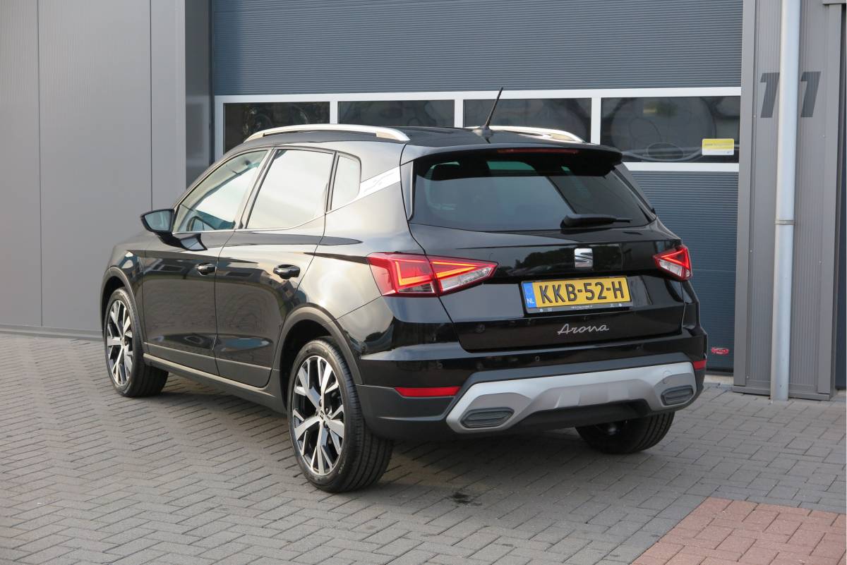 SEAT Arona SEAT Arona 1.0 TSI 70KW 95PK Xperience Connect,Led Matrix , Virtual cockpit, Keyless, Adaptive cruise, PDC, 18″ LMV , Navi,App / smartlink , Bleutooth , DAB+ etc. Dealer onderhouden .