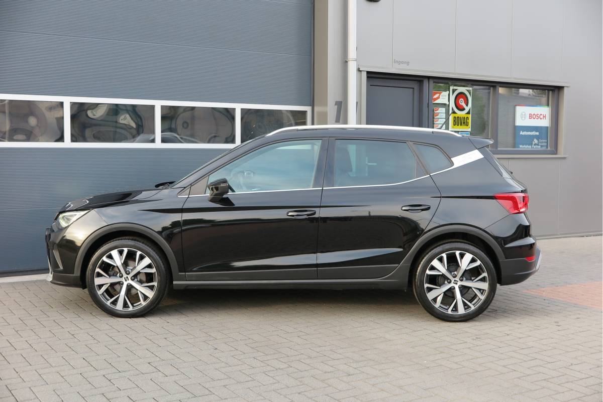 SEAT Arona SEAT Arona 1.0 TSI 70KW 95PK Xperience Connect,Led Matrix , Virtual cockpit, Keyless, Adaptive cruise, PDC, 18″ LMV , Navi,App / smartlink , Bleutooth , DAB+ etc. Dealer onderhouden .