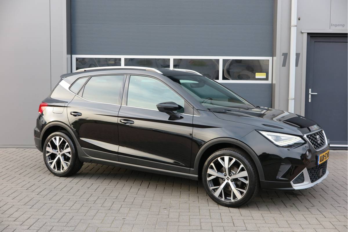 SEAT Arona SEAT Arona 1.0 TSI 70KW 95PK Xperience Connect,Led Matrix , Virtual cockpit, Keyless, Adaptive cruise, PDC, 18″ LMV , Navi,App / smartlink , Bleutooth , DAB+ etc. Dealer onderhouden .