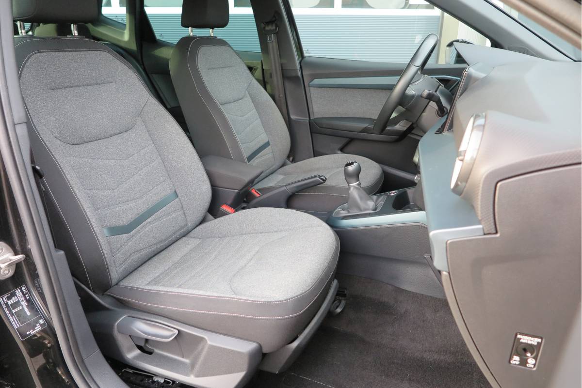 SEAT Arona SEAT Arona 1.0 TSI 70KW 95PK Xperience Connect,Led Matrix , Virtual cockpit, Keyless, Adaptive cruise, PDC, 18″ LMV , Navi,App / smartlink , Bleutooth , DAB+ etc. Dealer onderhouden .
