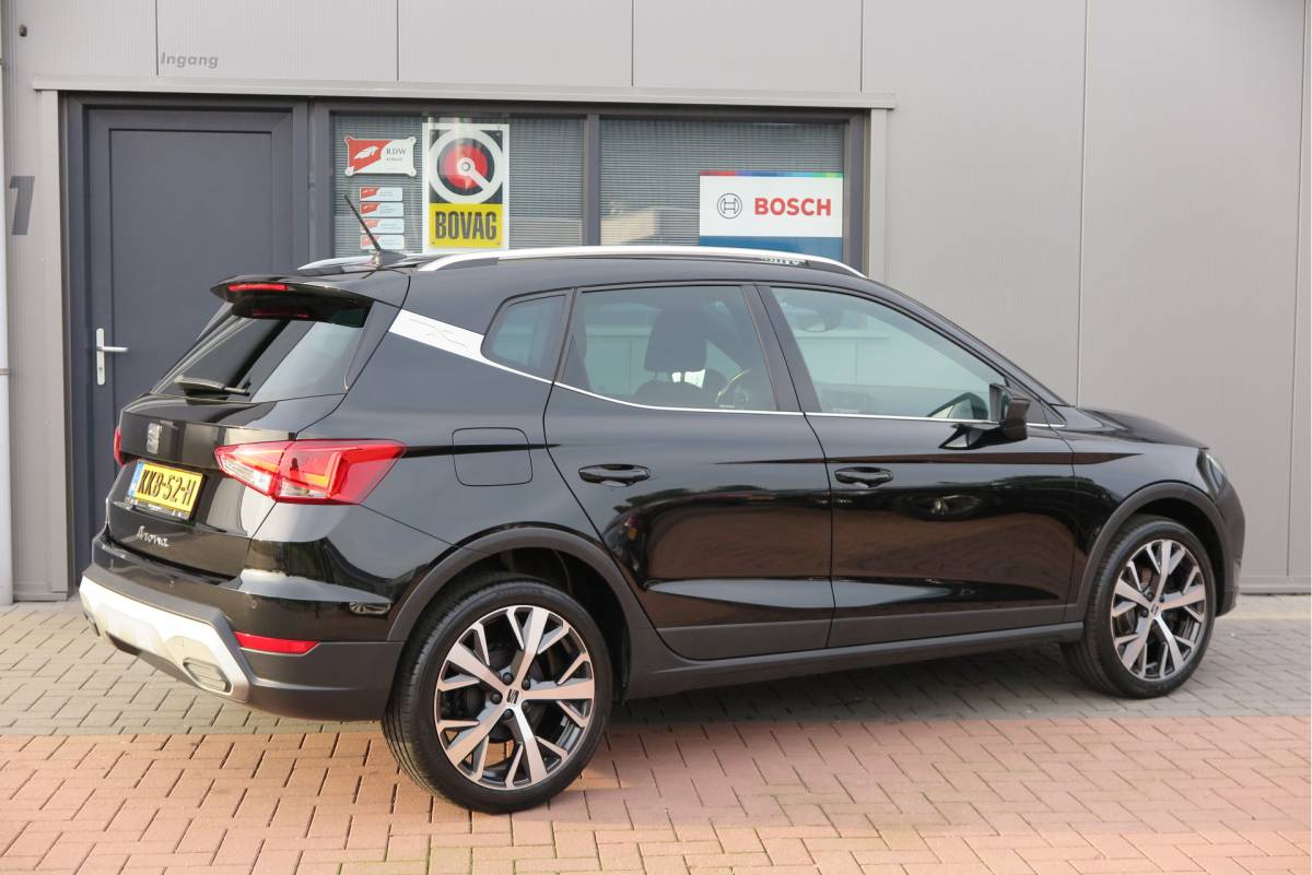 SEAT Arona SEAT Arona 1.0 TSI 70KW 95PK Xperience Connect,Led Matrix , Virtual cockpit, Keyless, Adaptive cruise, PDC, 18″ LMV , Navi,App / smartlink , Bleutooth , DAB+ etc. Dealer onderhouden .