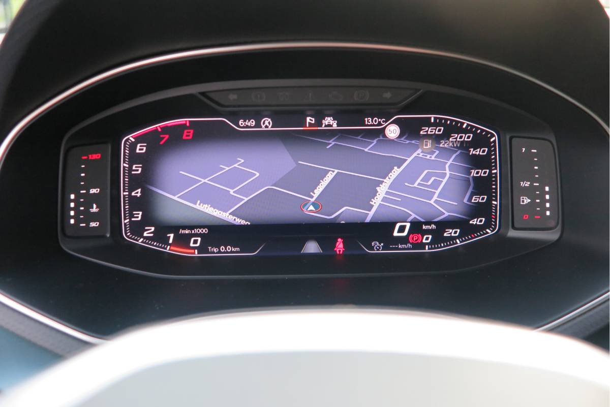 SEAT Arona SEAT Arona 1.0 TSI 70KW 95PK Xperience Connect,Led Matrix , Virtual cockpit, Keyless, Adaptive cruise, PDC, 18″ LMV , Navi,App / smartlink , Bleutooth , DAB+ etc. Dealer onderhouden .