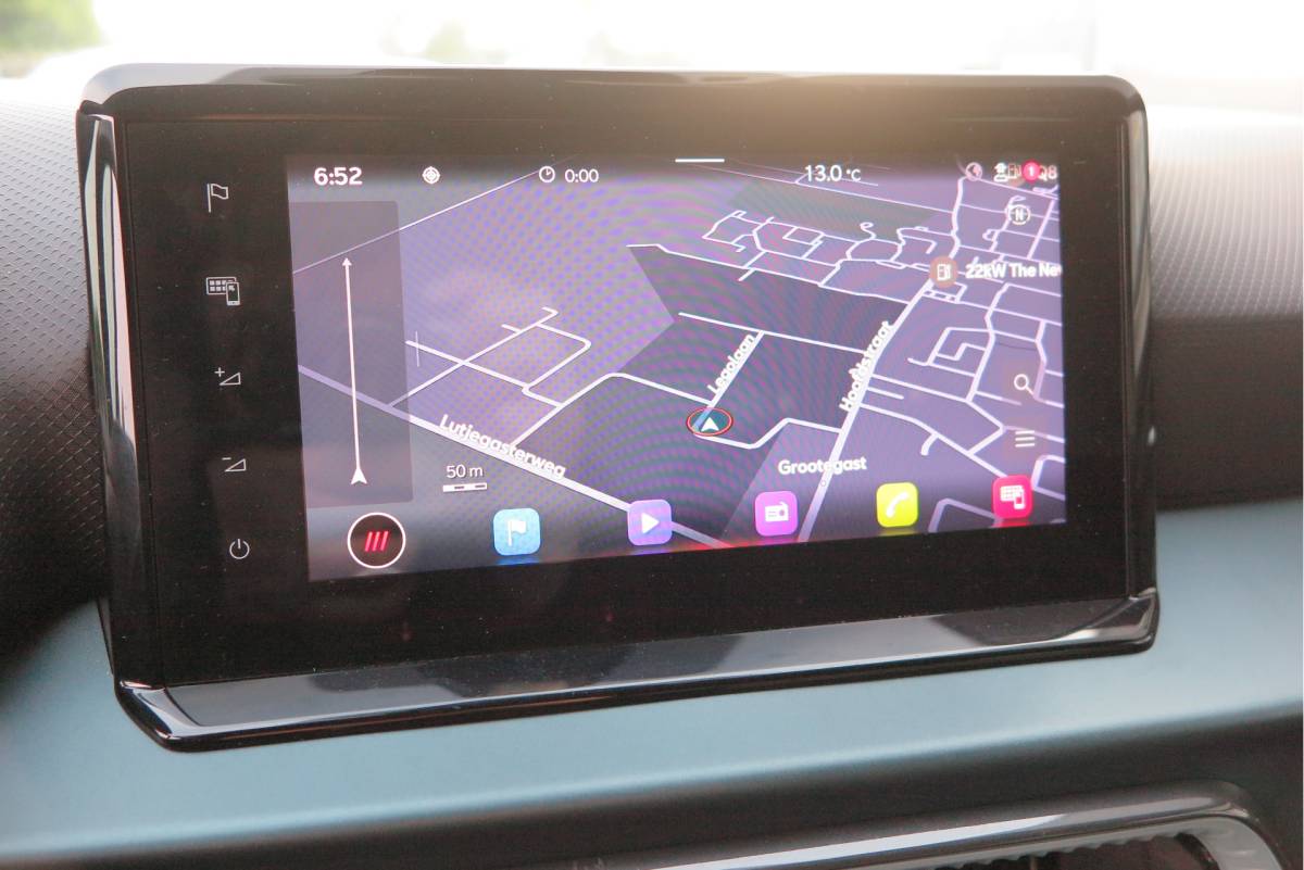 SEAT Arona SEAT Arona 1.0 TSI 70KW 95PK Xperience Connect,Led Matrix , Virtual cockpit, Keyless, Adaptive cruise, PDC, 18″ LMV , Navi,App / smartlink , Bleutooth , DAB+ etc. Dealer onderhouden .