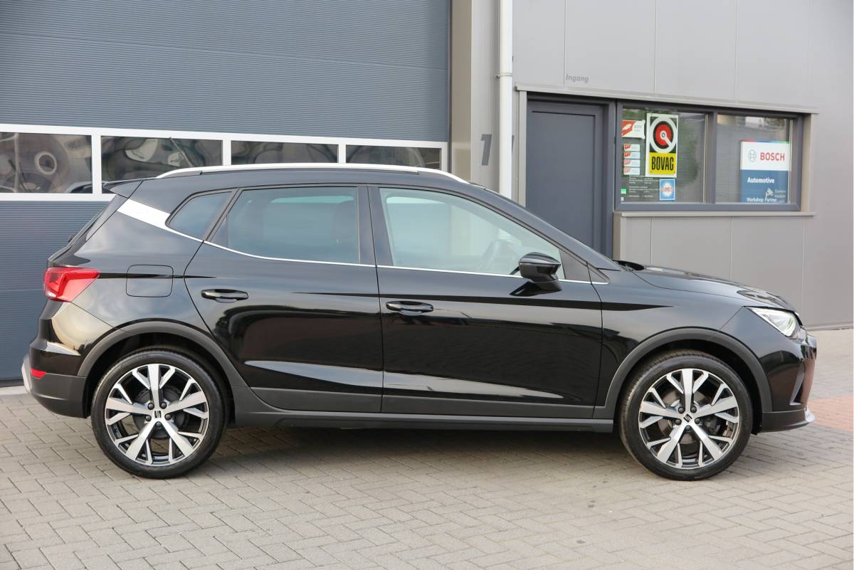 SEAT Arona SEAT Arona 1.0 TSI 70KW 95PK Xperience Connect,Led Matrix , Virtual cockpit, Keyless, Adaptive cruise, PDC, 18″ LMV , Navi,App / smartlink , Bleutooth , DAB+ etc. Dealer onderhouden .