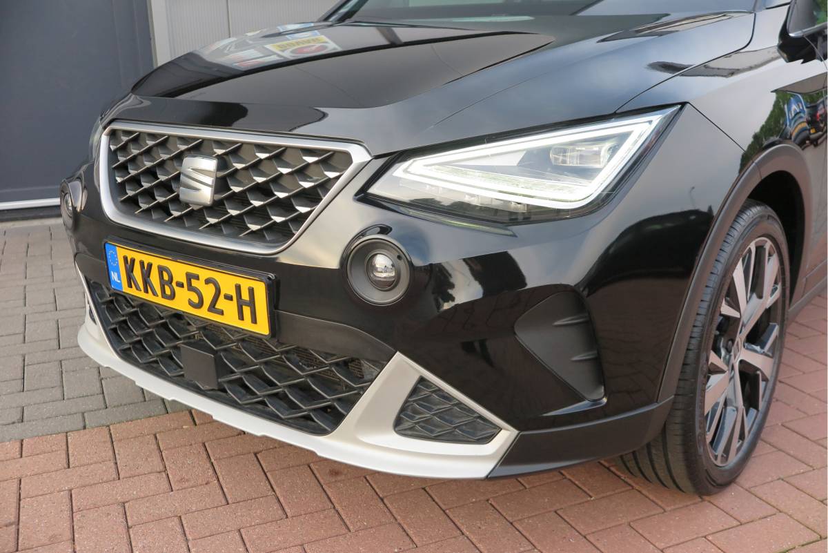 SEAT Arona SEAT Arona 1.0 TSI 70KW 95PK Xperience Connect,Led Matrix , Virtual cockpit, Keyless, Adaptive cruise, PDC, 18″ LMV , Navi,App / smartlink , Bleutooth , DAB+ etc. Dealer onderhouden .