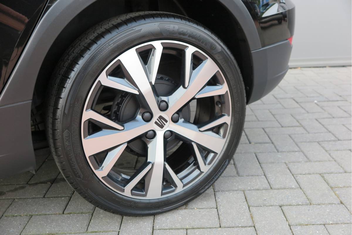 SEAT Arona SEAT Arona 1.0 TSI 70KW 95PK Xperience Connect,Led Matrix , Virtual cockpit, Keyless, Adaptive cruise, PDC, 18″ LMV , Navi,App / smartlink , Bleutooth , DAB+ etc. Dealer onderhouden .