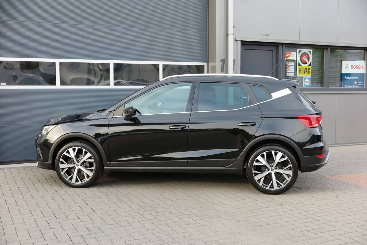 SEAT Arona SEAT Arona 1.0 TSI 70KW 95PK Xperience Connect,Led Matrix , Virtual cockpit, Keyless, Adaptive cruise, PDC, 18″ LMV , Navi,App / smartlink , Bleutooth , DAB+ etc. Dealer onderhouden .