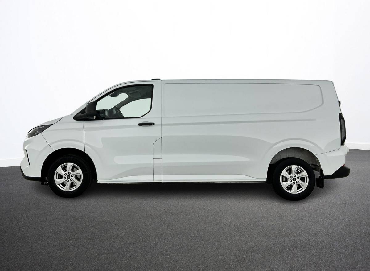 Ford Transit Custom Ford Transit Custom 300 2.0 TDCI L2H1 Trend Automaat Airco Cruise Navigatie Parkeersensoren Camera Carplay/ Android auto