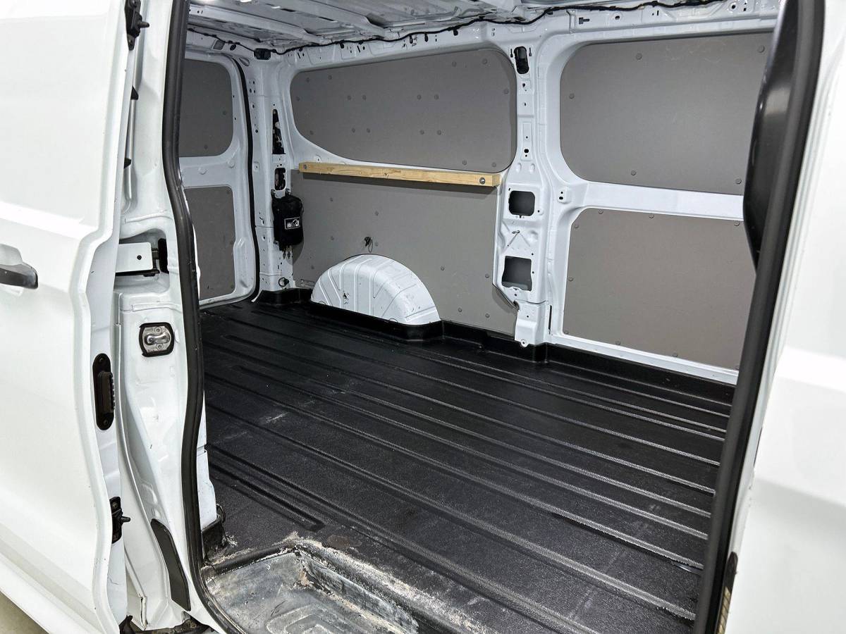 Ford Transit Custom Ford Transit Custom 300 2.0 TDCI L2H1 Trend Automaat Airco Cruise Navigatie Parkeersensoren Camera Carplay/ Android auto