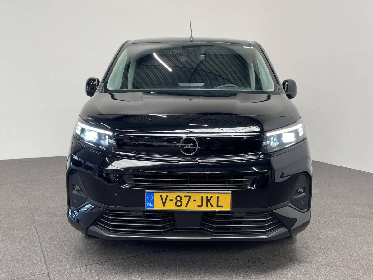 Opel Combo Opel Combo 1.5 BlueHDi 130 L2 Automaat Apple Carplay / Android Auto Navigatie Trekhaak Airco Camera Cruise Control Parkeersensoren V+A DAB