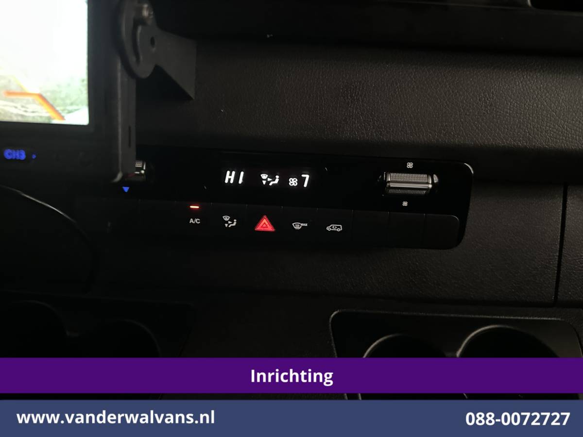 Mercedes-Benz Sprinter Mercedes-Benz Sprinter 311 CDI Automaat L3H2 *PostNL inrichting* Euro6 Airco | Camera | Schappen Doorloopdeur, 270 Gr. achterdeuren, Sidebars