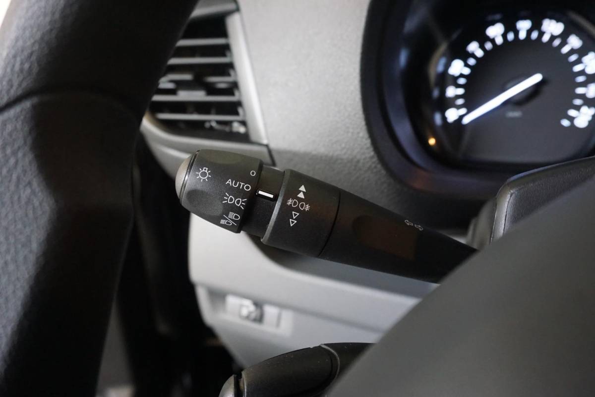 Peugeot Expert Peugeot Expert 180pk Long Premium Dubbele Cabine Automaat Airco Apple Carplay/Android Auto Navigatie Trekhaak