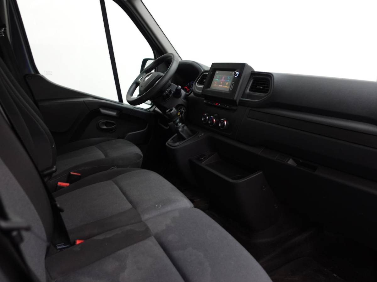 Renault Master Renault Master T33 2.3 dCi 135PK L2H2 Work Edition Airco Cruise Control Camera Navi Parkeersensoren Trekhaak