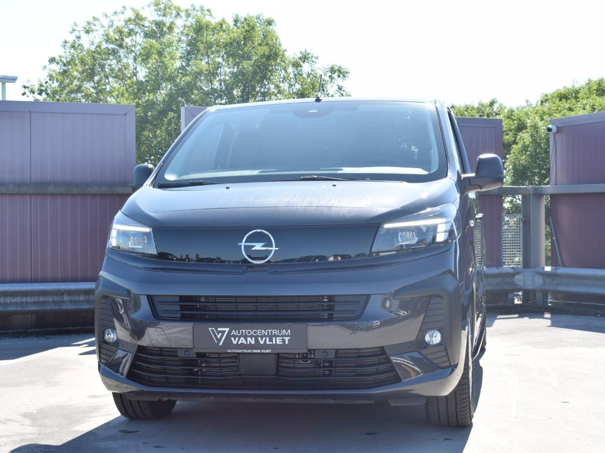 Opel Vivaro-e Opel Vivaro Electric 75 kWh Dubbele Cabine | tot 8 jaar garantie | 2x schuifdeur | Dynamic Comfort NAV Pakket | Comfort Pakket |  Exterieur pakket | Winterpakket | Betimmering | LM velgen | Rijklaarprijs