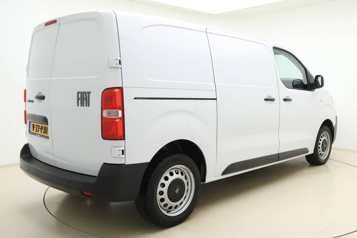 Fiat Scudo Fiat Scudo 2.0 Diesel 145 L2 Navigatie | Laadruimtebetimmering | Cruise Control | Camera | 3 Persoons | Financial Lease Mogelijk | Airco
