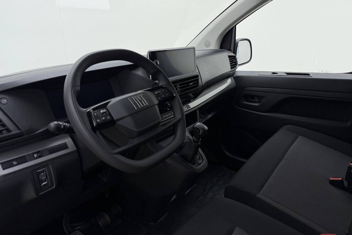 Fiat Scudo Fiat Scudo 2.0 Diesel 145 L3 Navigatie | Laadruimtebetimmering | Cruise Control | Camera | 3 Persoons | Financial Lease Mogelijk | Airco