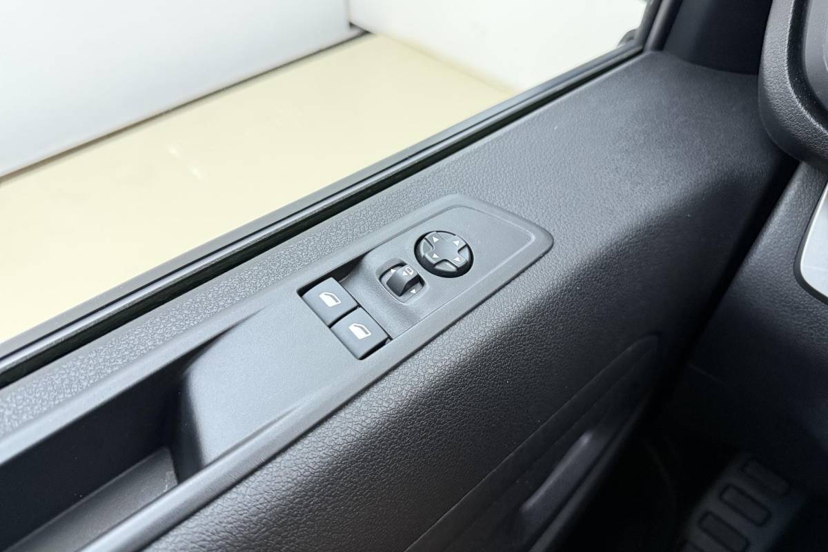 Fiat Scudo Fiat Scudo 2.0 Diesel 145 L3 Navigatie | Laadruimtebetimmering | Cruise Control | Camera | 3 Persoons | Financial Lease Mogelijk | Airco