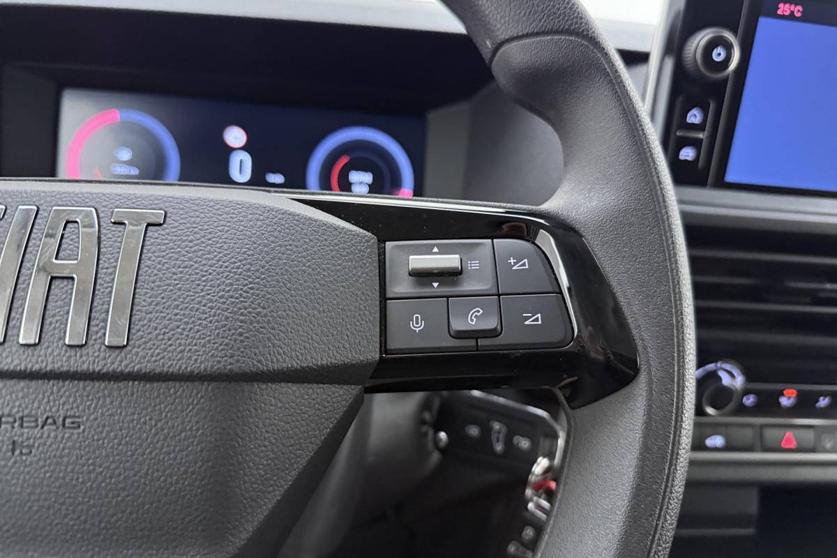 Fiat Scudo Fiat Scudo 2.0 Diesel 145 L3 Navigatie | Laadruimtebetimmering | Cruise Control | Camera | 3 Persoons | Financial Lease Mogelijk | Airco
