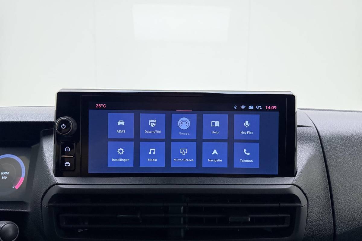 Fiat Scudo Fiat Scudo 2.0 Diesel 145 L3 Navigatie | Laadruimtebetimmering | Cruise Control | Camera | 3 Persoons | Financial Lease Mogelijk | Airco