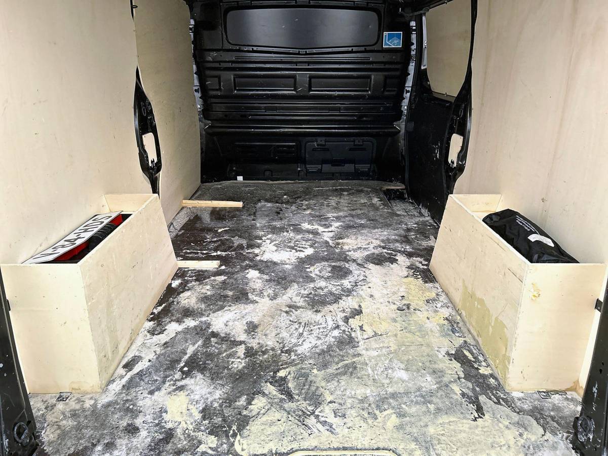 Renault Trafic Renault Trafic 2.0 Blue dCi 150 EDC T30 L2H1 Advance Navigatie Airco Lichtmetalen velgen Betimmering Trekhaak Camera Parkeer sensoren Dab