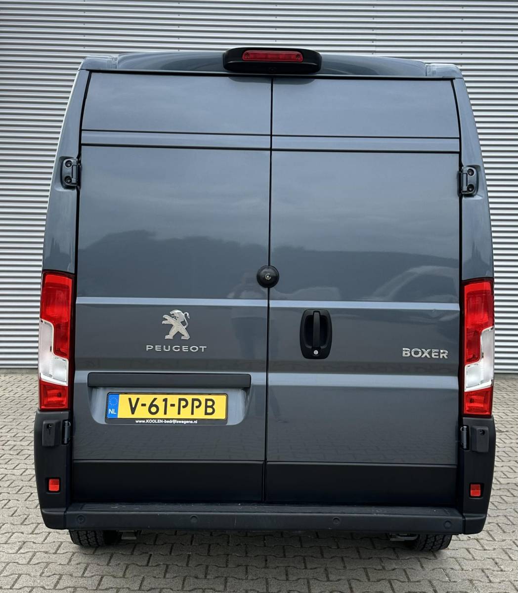 Peugeot Boxer Peugeot Boxer 435 2.2 BlueHDi 140pk L3H2 Navi|Cruise|Airco