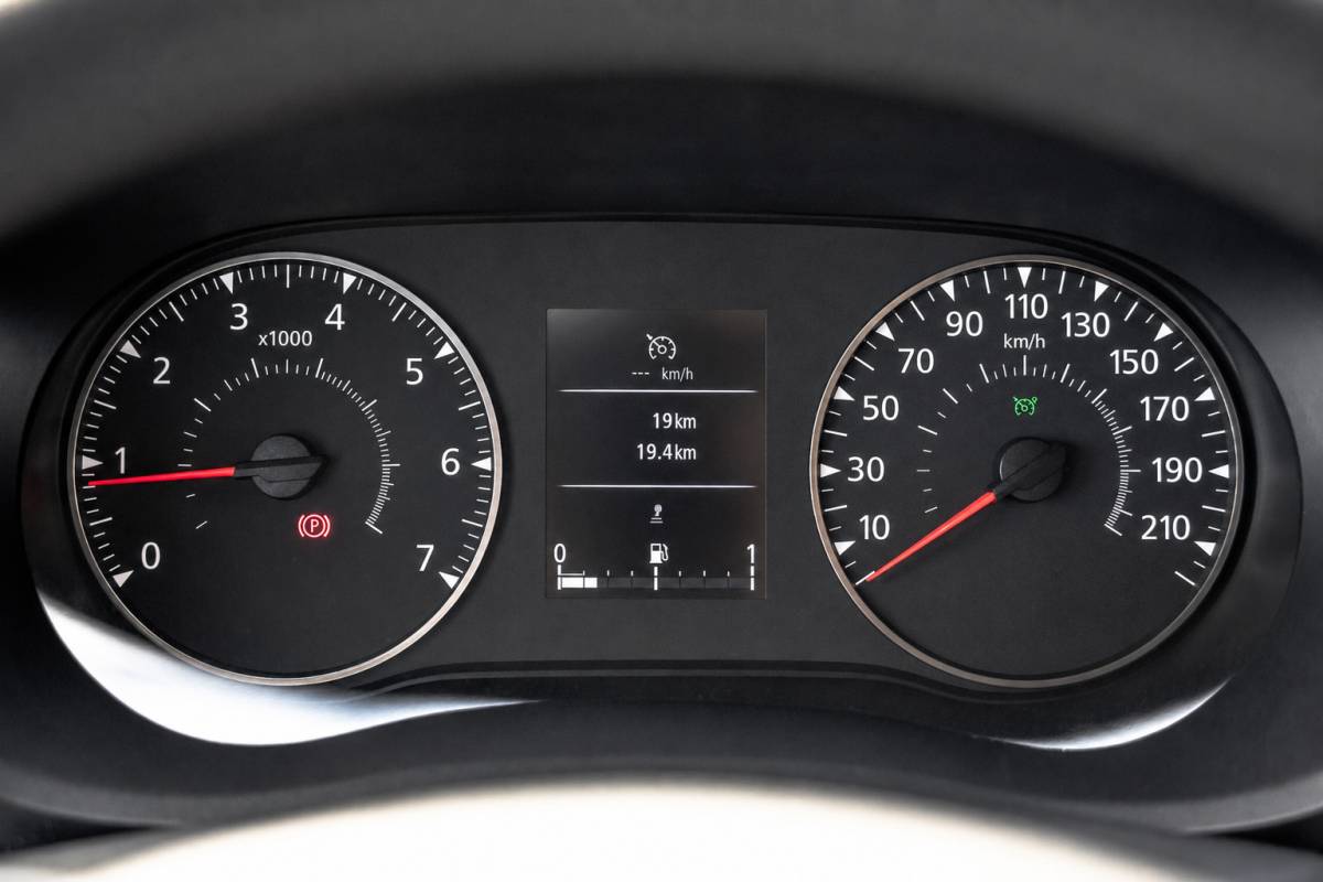 Renault Master Renault Master Bleu DCI 135PK | L2H2 | Nieuw | Navi | 3-Zits | LED | Cruise | Airco