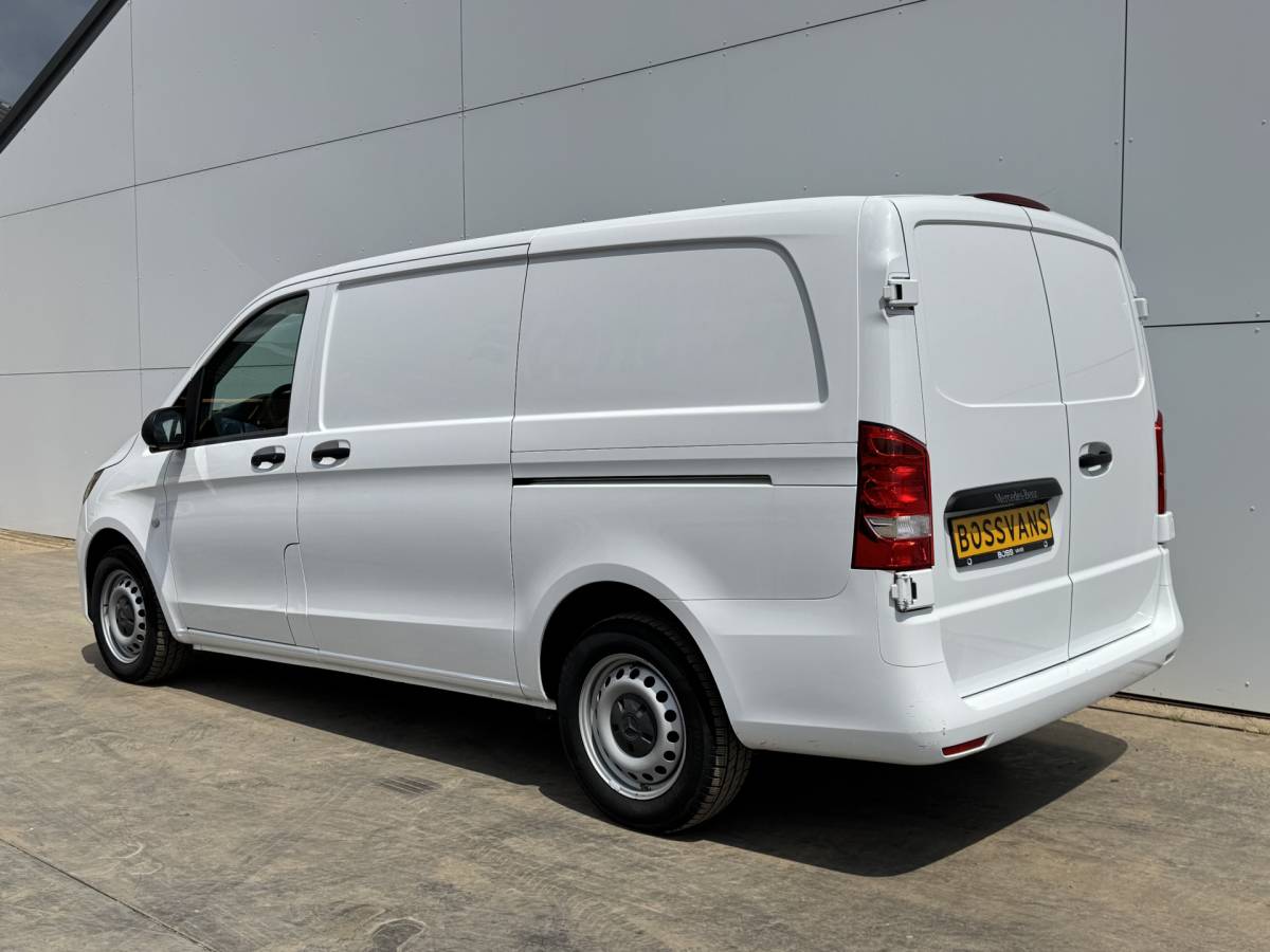 Mercedes-Benz Vito Mercedes-Benz Vito 114 1.9 CDI Automaat L2H1 Climate Control Adaptieve Cruise Control Camera