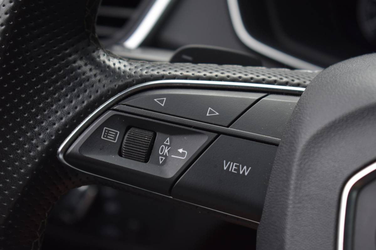 Audi Q5 Audi Q5 50 TFSI e S edition