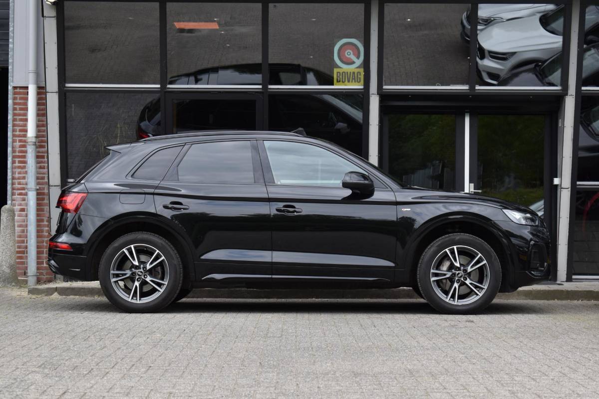 Audi Q5 Audi Q5 50 TFSI e S edition