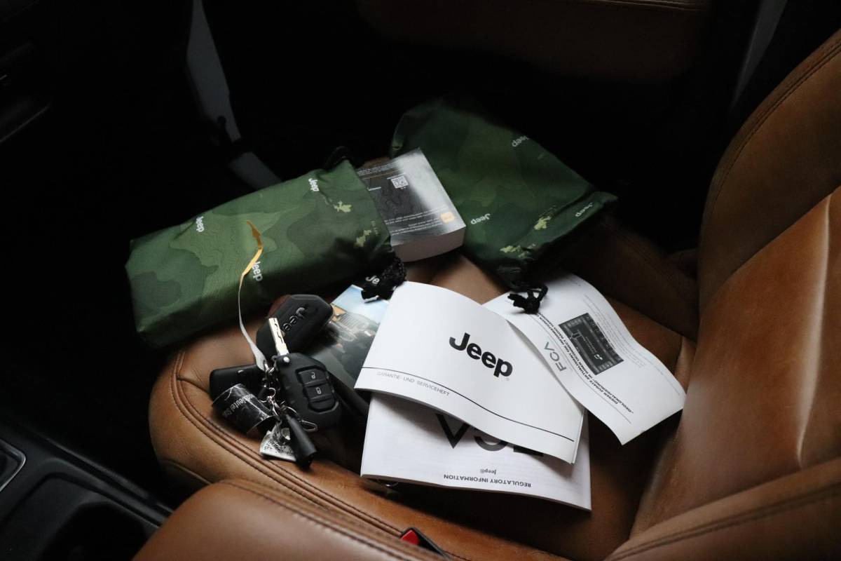 Jeep Gladiator Jeep Gladiator BRUTE | 264 PK | LEDER | CAMERA | NAVI | CRUISE | UNIEK NW-PRIJS 250.000,-