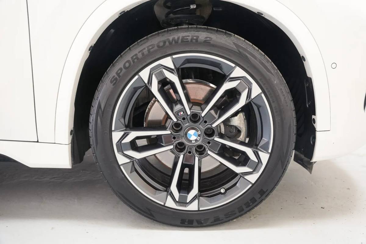 BMW X1 BMW X1 sDrive20i M Sport High Executive Aut. [ Panoramadak Stoel-Stuurverwarming Camera ]