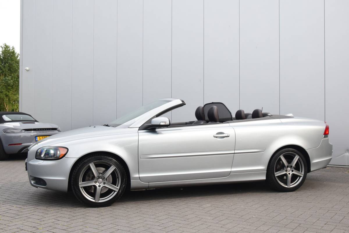 Volvo C70 Volvo C70 Convertible 2.4 D5 Summum Leer/Verwarmd Navi Bi-Xenon
