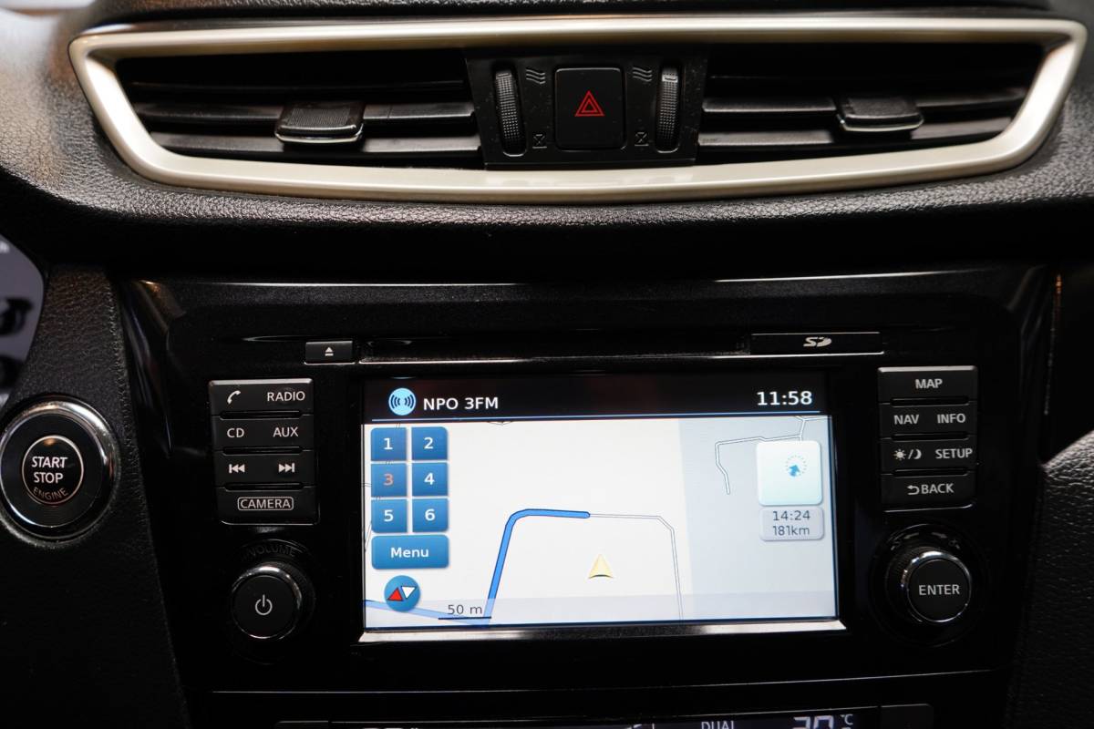 Nissan QASHQAI Nissan Qashqai 1.2 Connect Edition | AUT | NAVI | AIRCO | CRUISE | PDC |PANO|APK
