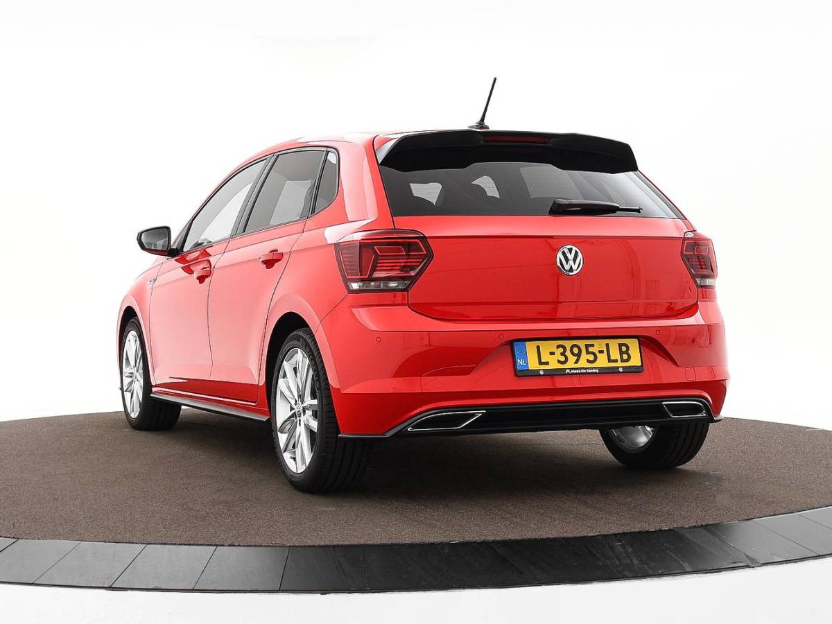 Volkswagen Polo Volkswagen Polo 1.0 TSI 95pk Highline · R-line exterieur · Apple/Android Car Play · 17″Velgen · ACC · Active Info Display · Spraakbediening · Alarmklasse 3 · LED Koplampen ·