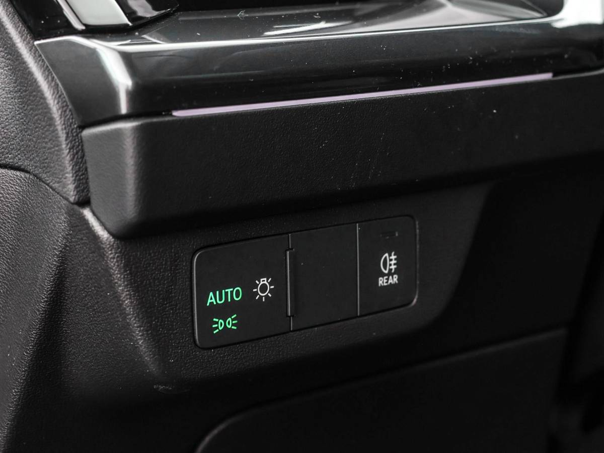 Audi Q4 e-tron Audi Q4 e-tron 40 S edition 77 kWh · SOH 97,4% · Panoramadak · Camera · Head-Up Display · Stoelverwarming · Apple/Android Car Play · Adaptive Cruise Control · 20″Velgen ·