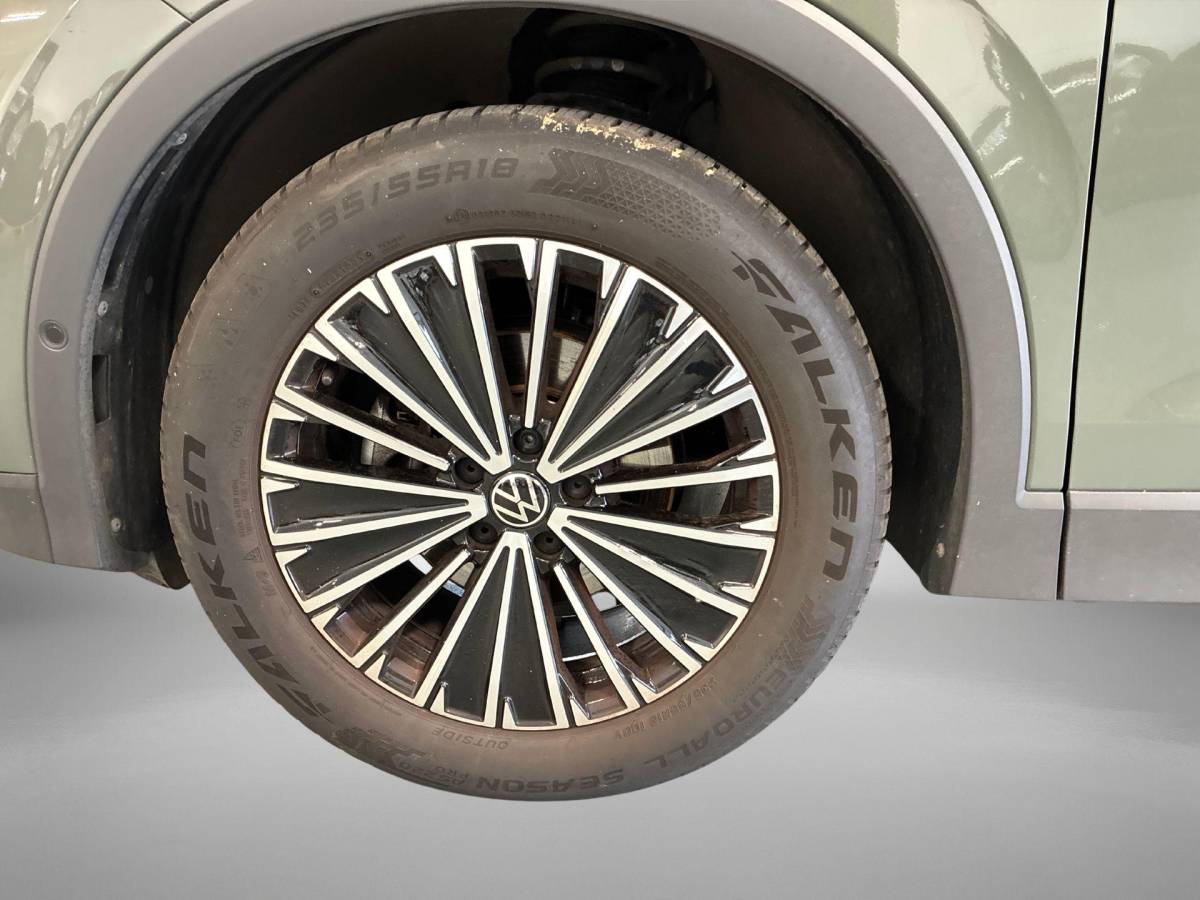 Volkswagen Tiguan Volkswagen Tiguan 1.5 eTSI 130pk DSG · 360 Camera · Wegklapbare Trekhaak · Apple/Android Car Play · Navigatie · 18” Inch ·