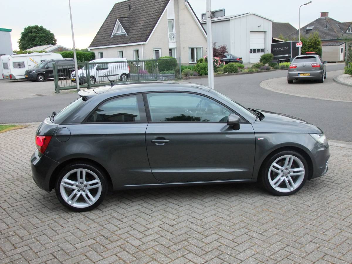 Audi A1 Audi A1 1.4 TFSI  Ambition Pro Line S-Line , Camera , Carplay , Aut. Airco , Led enz. NL-Auto
