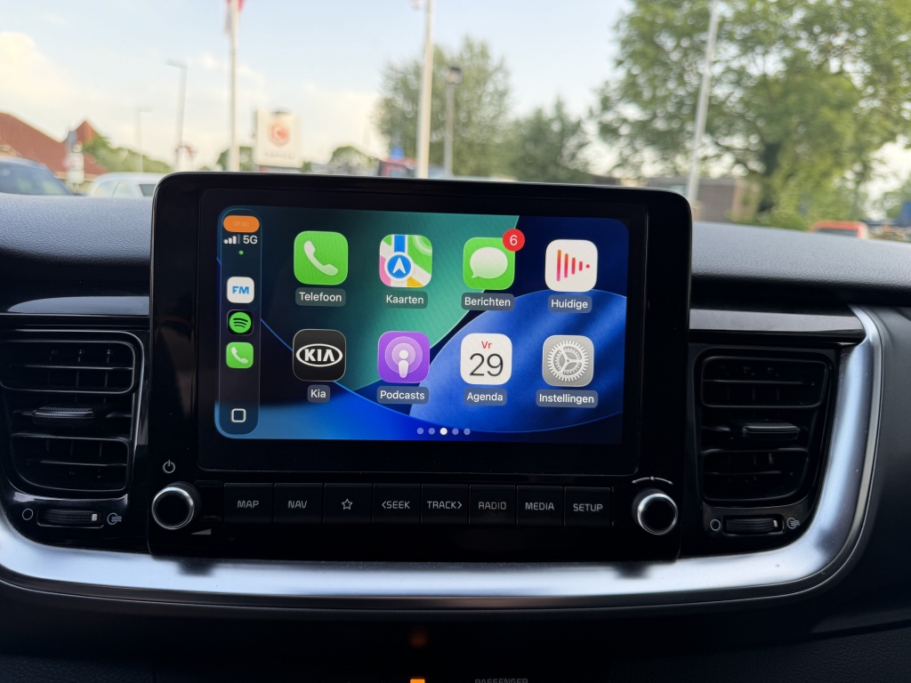 Kia Stonic Kia Stonic 1.0 T-GDi Hybride Dyn+L | Airco | Carplay | Cruise | Lage Km sta