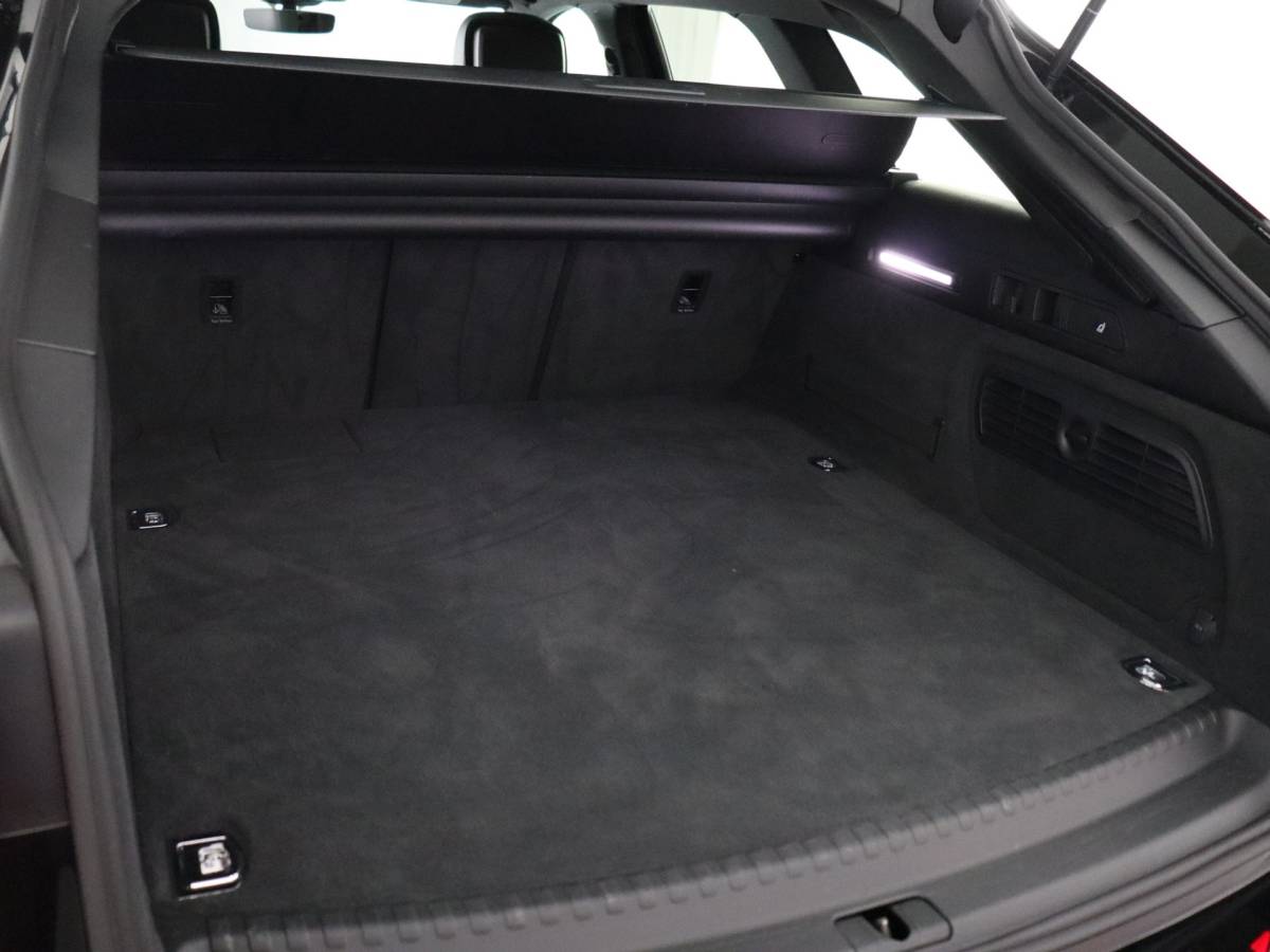 Audi A6 Audi A6 Avant 50 TFSI e quattro S edition Black optiek (Elek. Trekhaak / Pano / B&O / CarPlay / Camera)