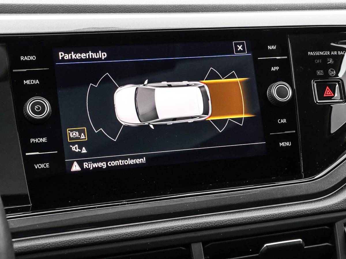 Volkswagen Polo Volkswagen Polo 1.0 TSI 95pk DSG Style · Panoramadak · Matrix LED · Stoelverwarming · ACC · Sfeerverlichting · Apple/Android Car Play ·